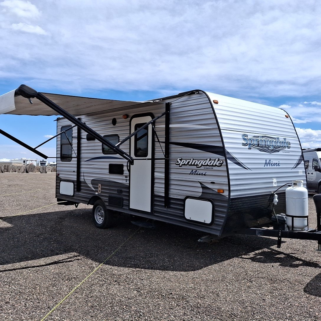 2018 KEYSTONE SPRINGDALE SUMMERLAND MINI exterior
