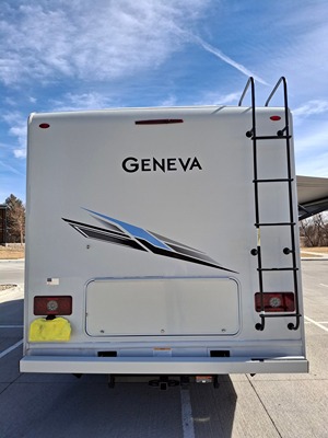 2023 THOR MOTOR COACH GENEVA photo 3