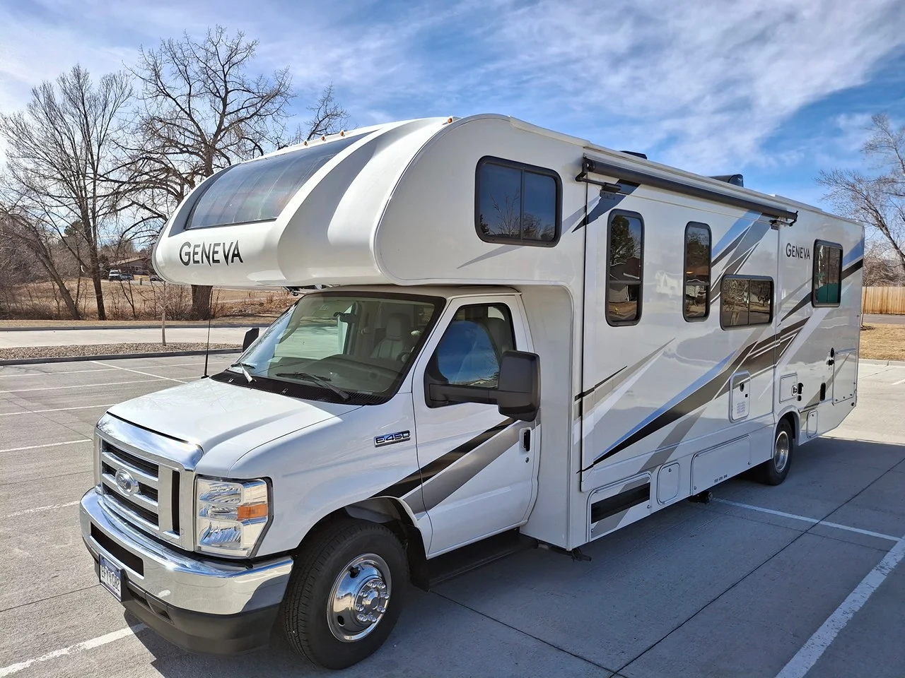 2023 THOR MOTOR COACH GENEVA exterior