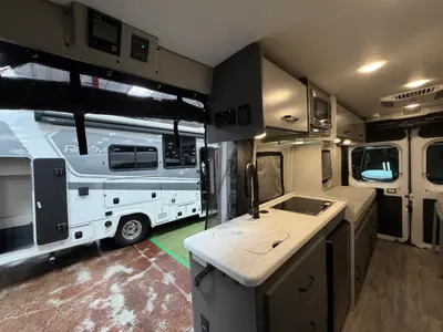 2024 Thor Motor Coach Dazzle 2AB photo 11