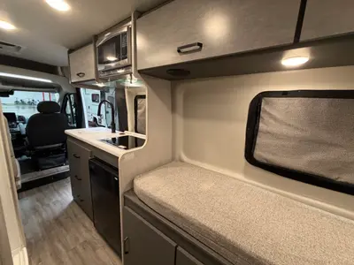 2024 Thor Motor Coach Dazzle 2AB photo 18