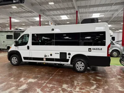 2024 Thor Motor Coach Dazzle 2AB photo 6
