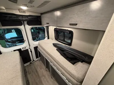 2024 Thor Motor Coach Dazzle 2AB photo 17