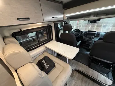 2024 Thor Motor Coach Dazzle 2AB photo 9
