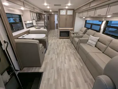 2027 Thor Motor Coach Windsport 36H photo 18