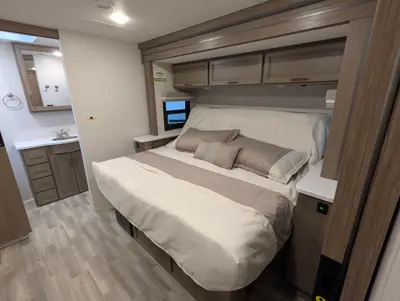 2027 Thor Motor Coach Windsport 36H photo 35