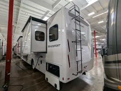 2027 Thor Motor Coach Windsport 36H photo 7