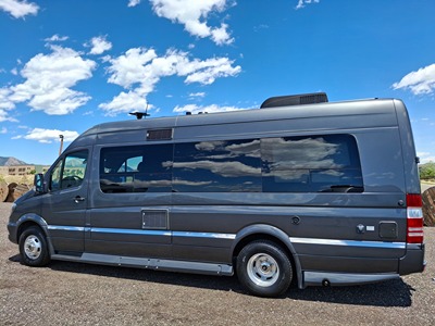 2017 WINNEBAGO ERA photo 2