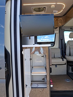 2017 WINNEBAGO ERA photo 38