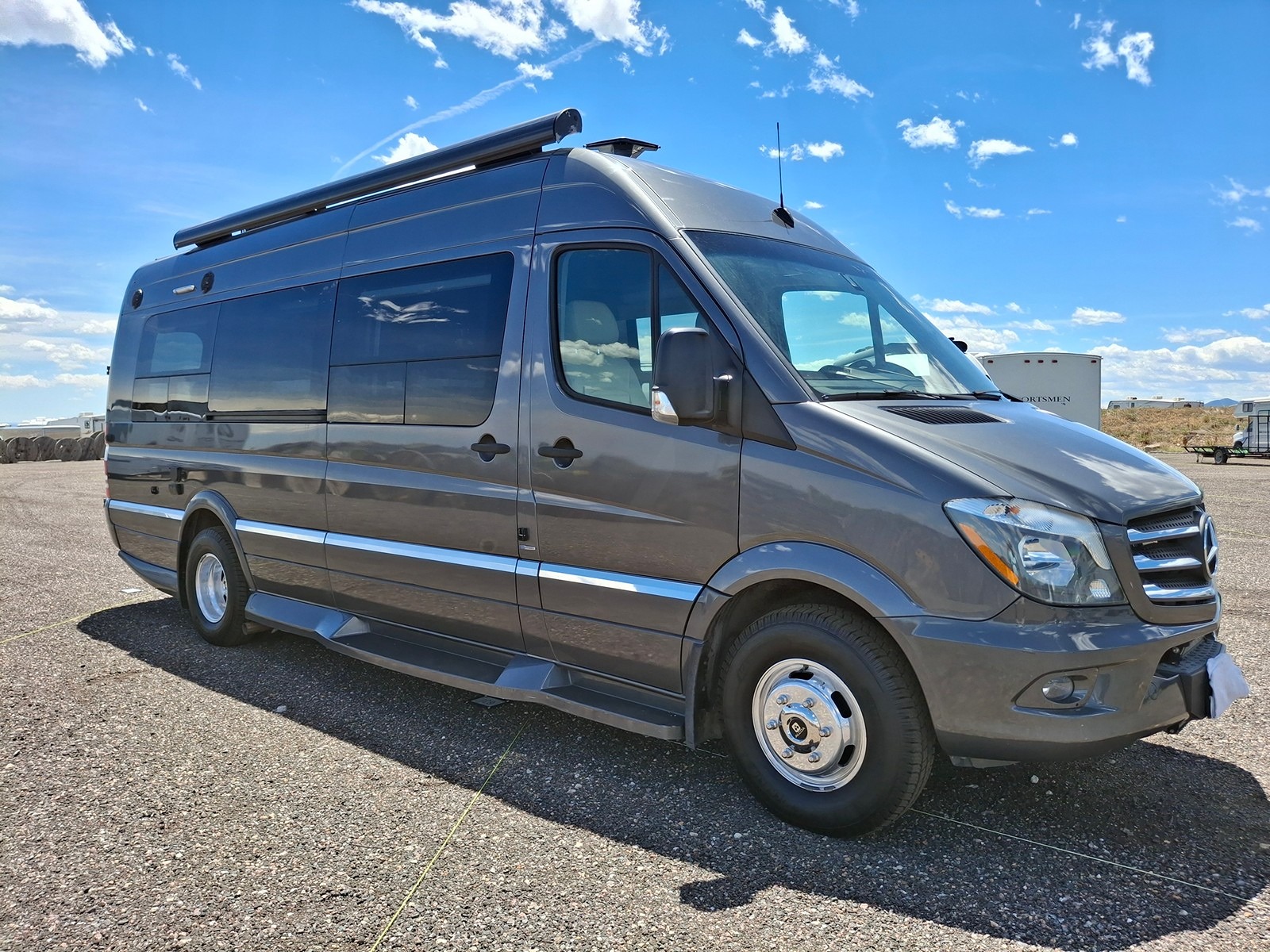 2017 WINNEBAGO ERA exterior