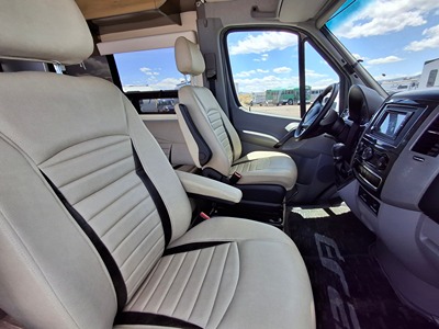 2017 WINNEBAGO ERA photo 33