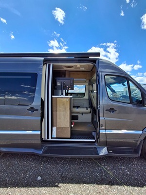 2017 WINNEBAGO ERA photo 35
