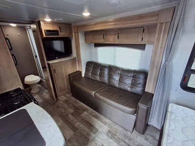 2021 WINNEBAGO MICRO MINNIE photo 13