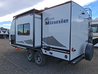 2021 WINNEBAGO MICRO MINNIE photo 4