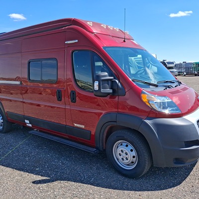 2021 WINNEBAGO SOLIS photo 2