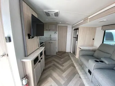 2022 Cruiser Shadow Cruiser photo 17