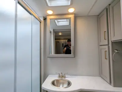 2025 Thor Motor Coach Windsport photo 31