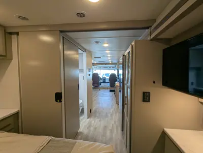2025 Thor Motor Coach Windsport photo 40