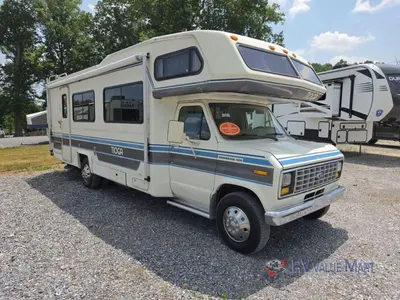 1989 Fleetwood RV Tioga photo 2
