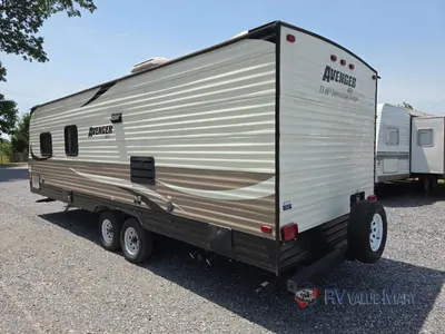 2016 Prime Time RV Avenger ATI photo 6