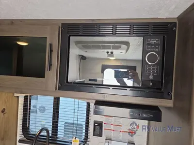 2022 Coachmen RV Clipper Ultra-Lite photo 24