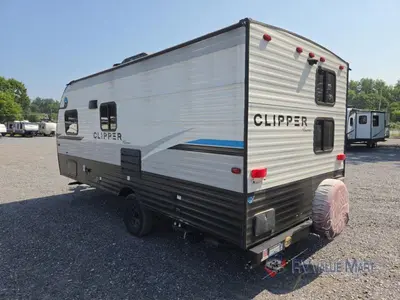 2022 Coachmen RV Clipper Ultra-Lite photo 6