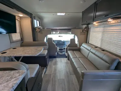 2020 Thor Motor Coach Four Winds 31W photo 29