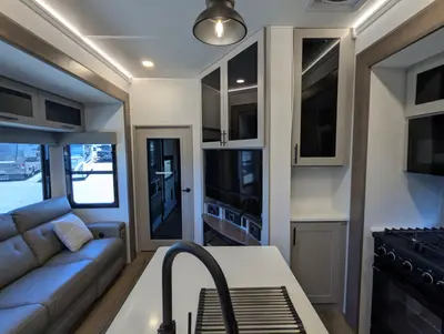 2026 Alliance RV Valor 36V11 photo 38