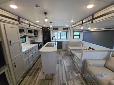 2024 CrossRoads RV Sunset Trail photo 11