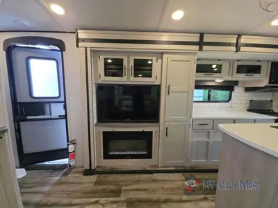 2024 CrossRoads RV Sunset Trail photo 13
