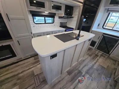 2024 CrossRoads RV Sunset Trail photo 14
