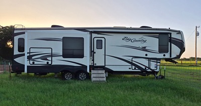 Used 2018 Heartland Big Country 3310QSCK