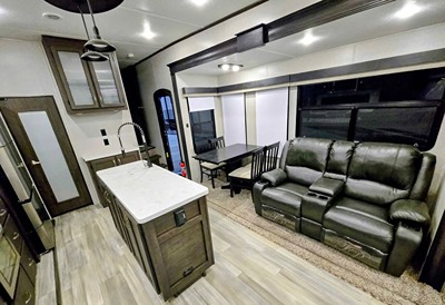 2022 COACHMEN BROOKSTONE photo 5
