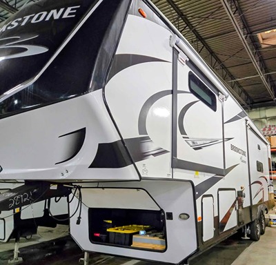 2022 COACHMEN BROOKSTONE photo 2