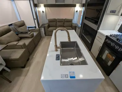 2027 Alliance RV Paradigm 310RL photo 33
