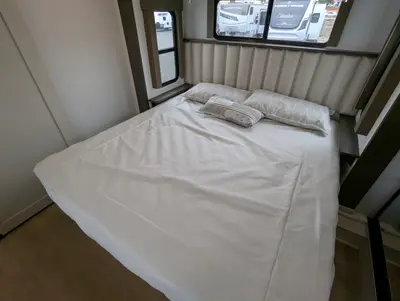 2027 Alliance RV Paradigm 310RL photo 25