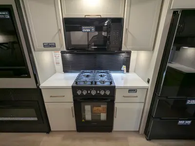 2027 Alliance RV Paradigm 310RL photo 46