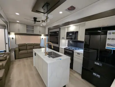 2027 Alliance RV Paradigm 310RL photo 31