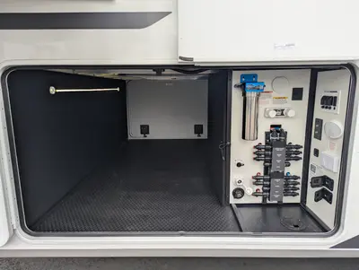 2027 Alliance RV Paradigm 310RL photo 9