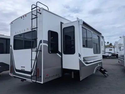 2027 Alliance RV Paradigm 310RL photo 14