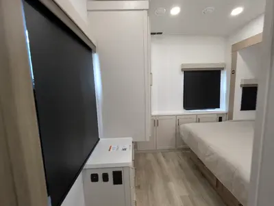 2027 Forest River Rockwood Signature 290SFK photo 40