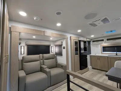 2027 Forest River Rockwood Signature 290SFK photo 19