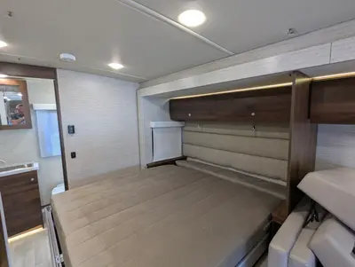 2022 Winnebago Navion Navion photo 30