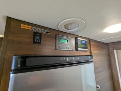 2022 Winnebago Navion Navion photo 28