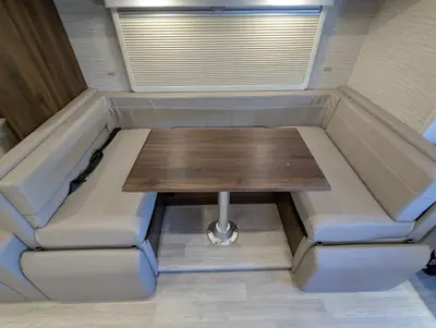 2022 Winnebago Navion Navion photo 22
