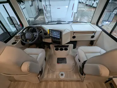 2027 Thor Motor Coach Windsport photo 16