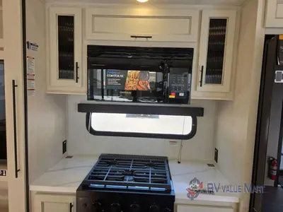2027 Forest River RV Sabre photo 31