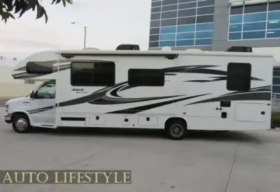 2015 JAYCO GREYHAWK photo 4