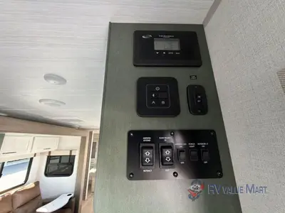 2027 Forest River RV No Boundaries photo 24