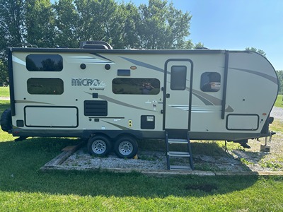 2019 FOREST RIVER FLAGSTAFF MICRO LITE photo 7